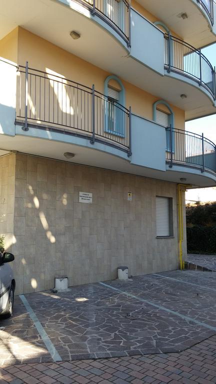 Aparthotel Frontemare 2*